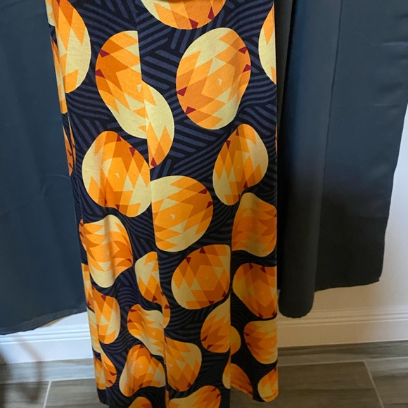 Lularoe dress size medium pretty colors - Picture 6 of 7